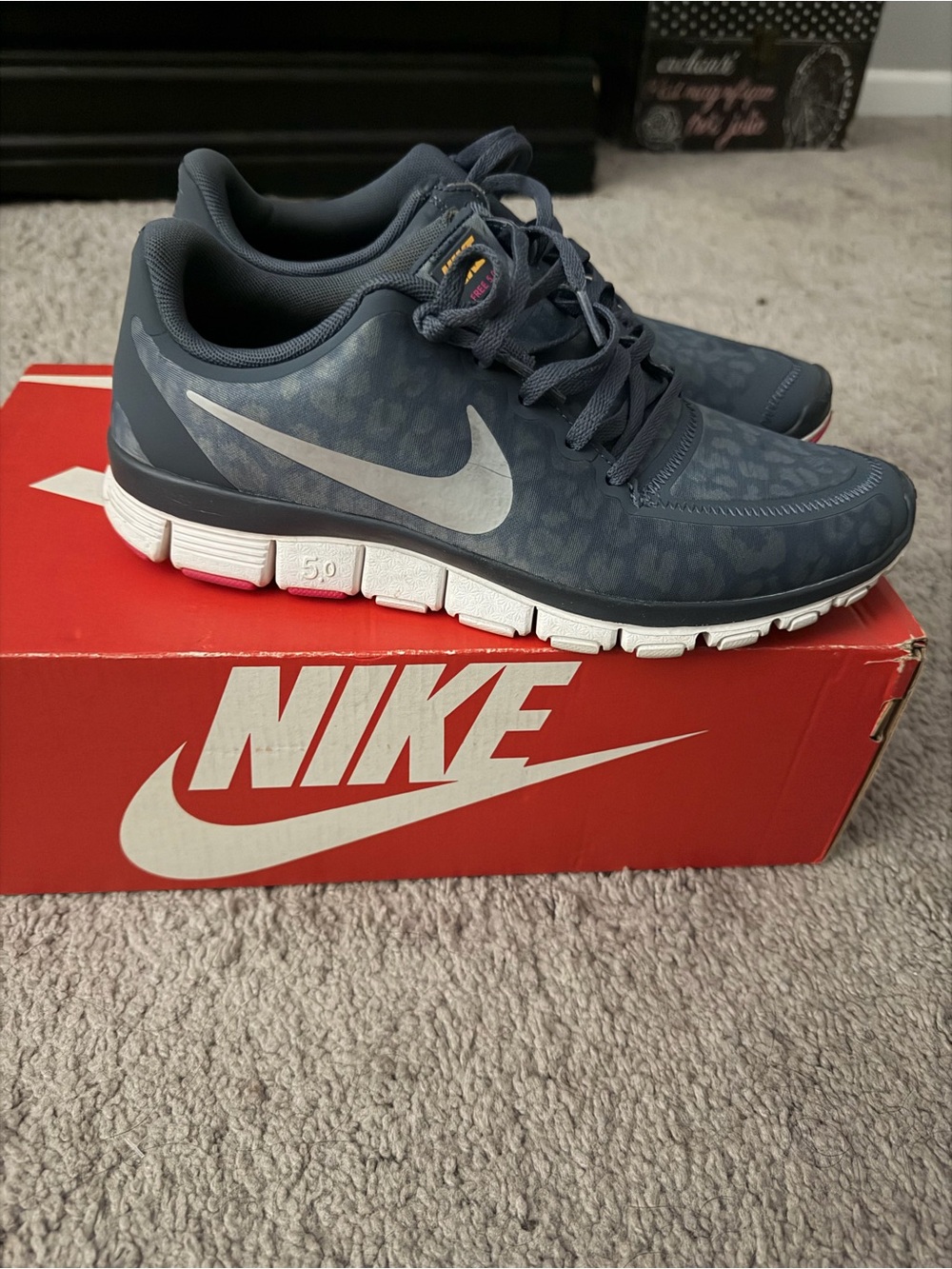 Nike Dark Gray Leopard-Pattern Free Runs